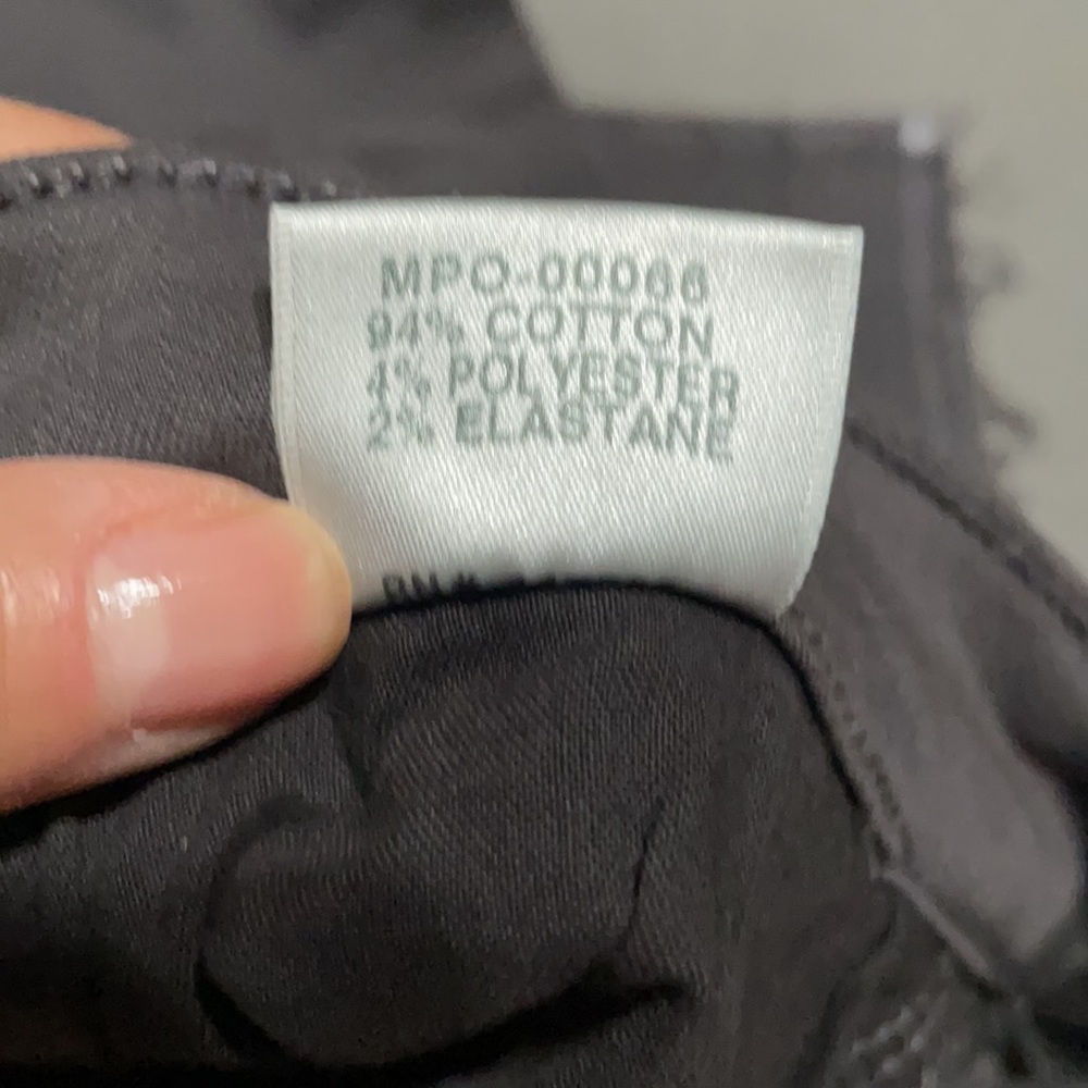 NWT J Brand cropped jeans in demented grey. - Picture 7 of 7